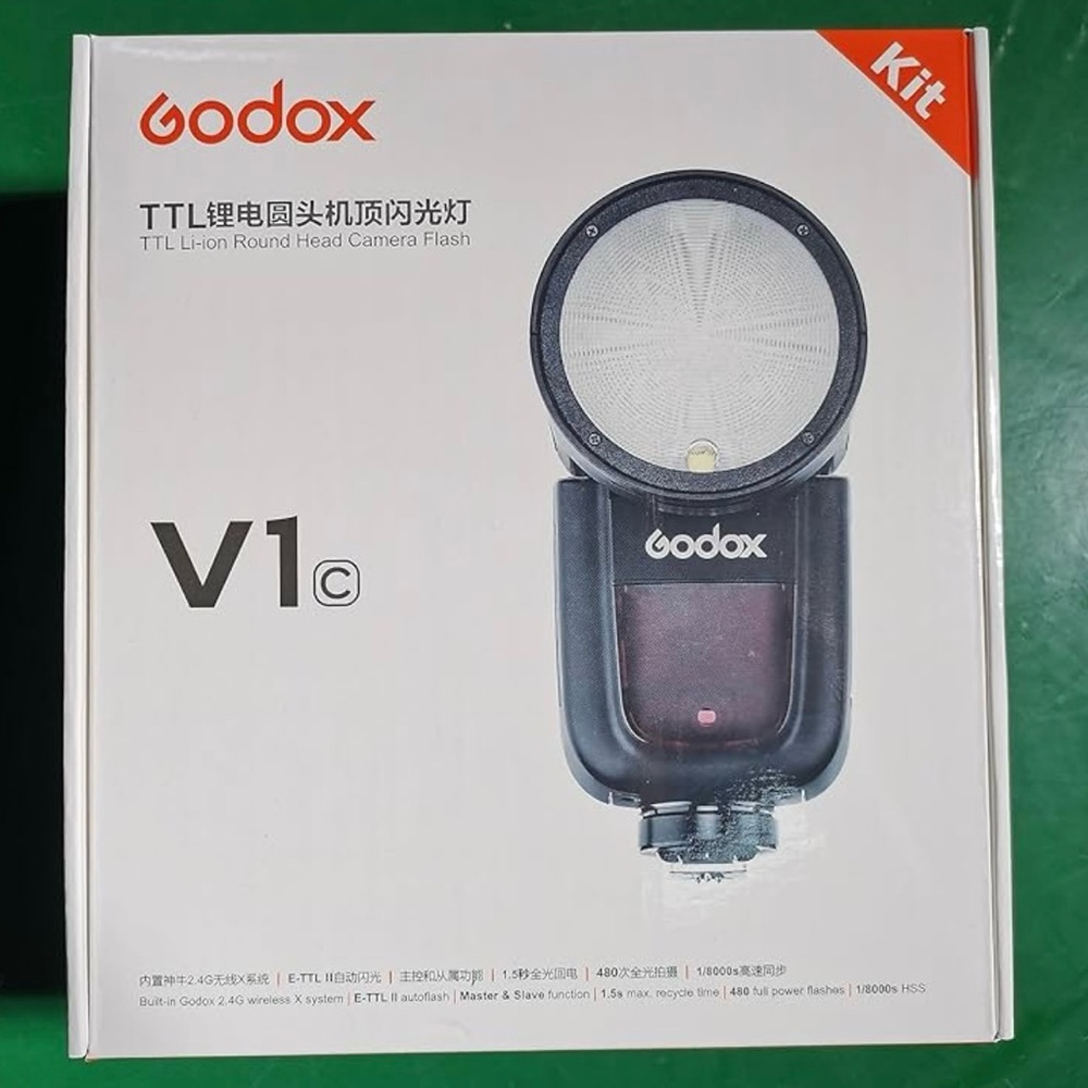Godox V1-C Flash Speedlite for Canon with Rechargeable Battery.